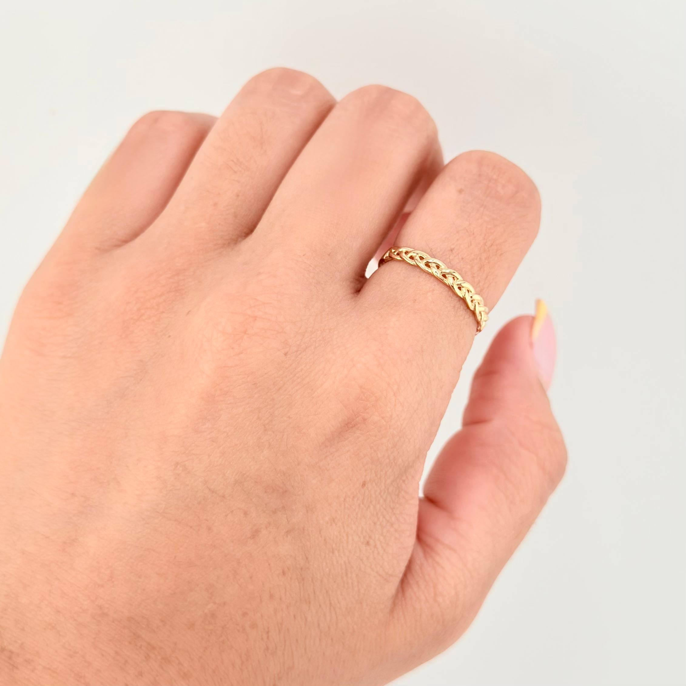 Anillo Cubano 1.45gr / T6 3/4 / Oro Amarillo 18K