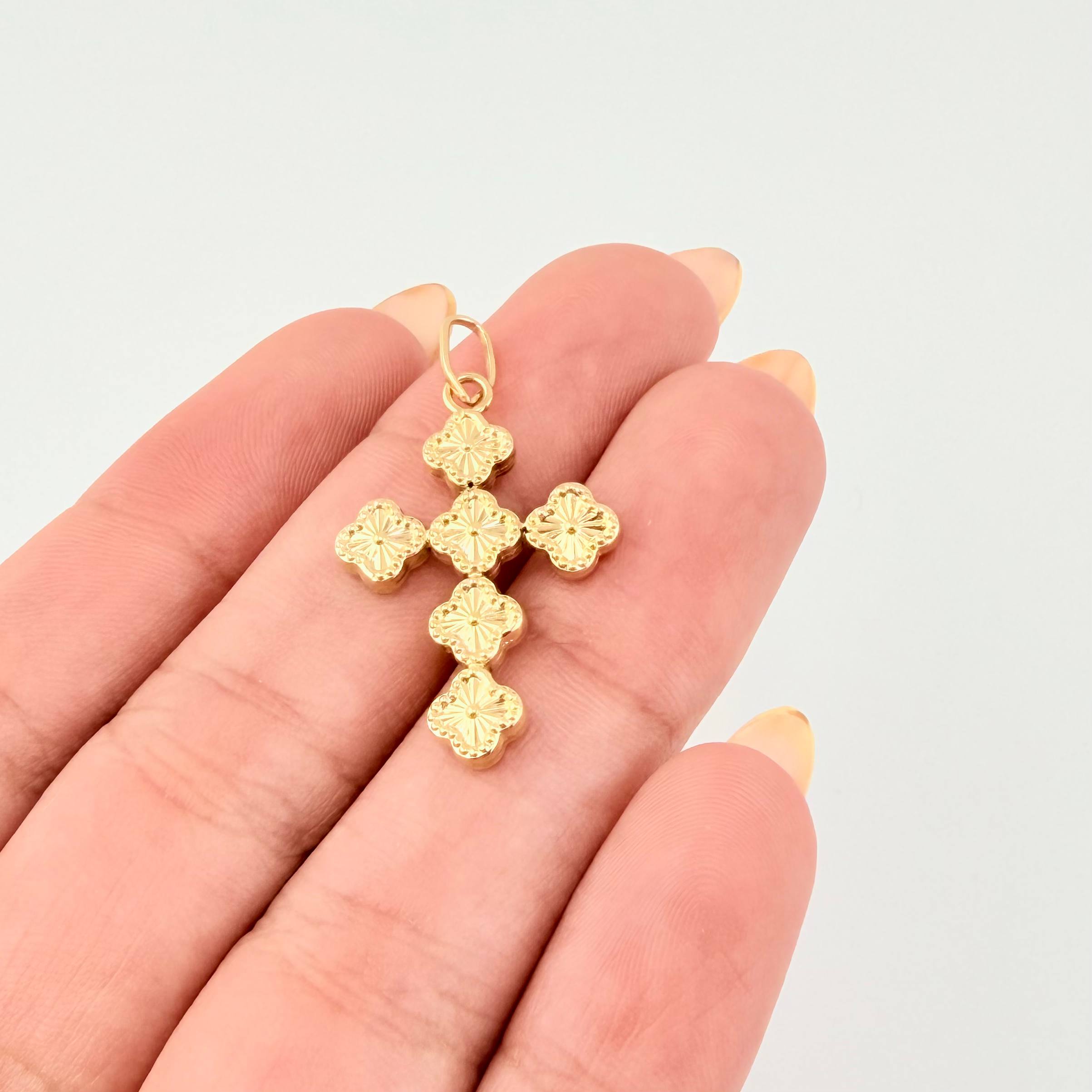 Dije Cruz Trebol 1.25gr / 3.2cm / Oro Amarillo 18K ©