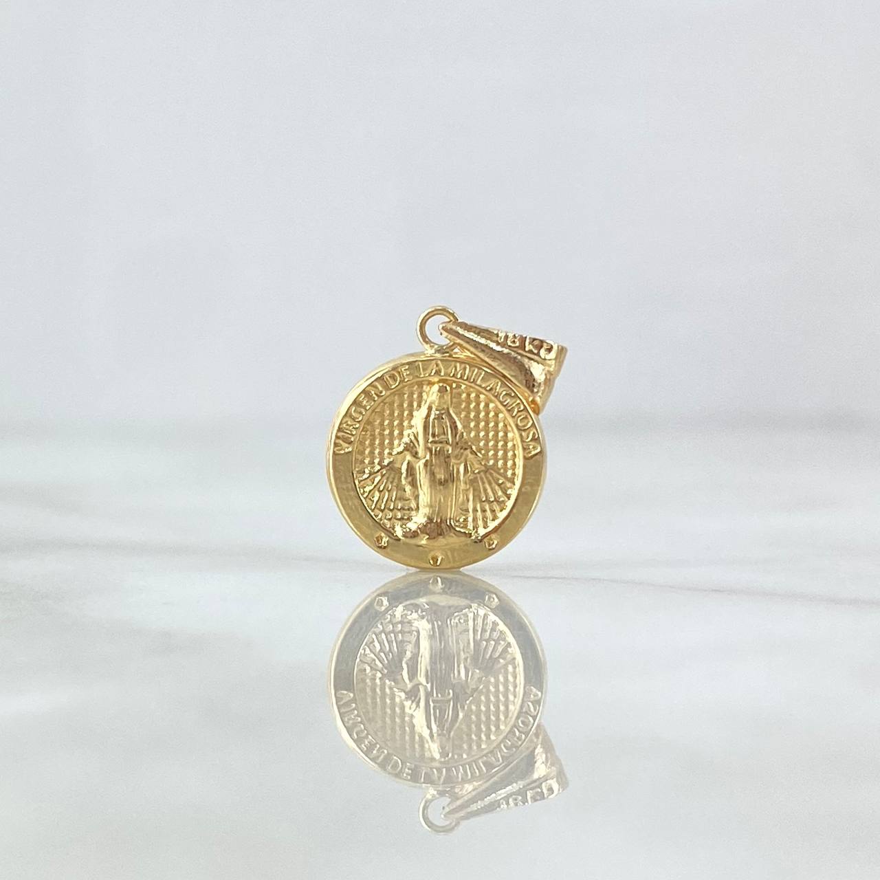 Dije Virgen Milagrosa 0.85gr / 2cm / Circulo Texturizado Oro Amarillo 18K