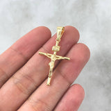 Dije Cruz Cristo Baston Liso 1.1gr / 3.7cm / Cargador Bordeado Oro Amarillo 18K