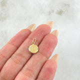 Dije Letra D Circulo Texturizado 0.45gr / 1.5cm / Oro Amarillo 18K