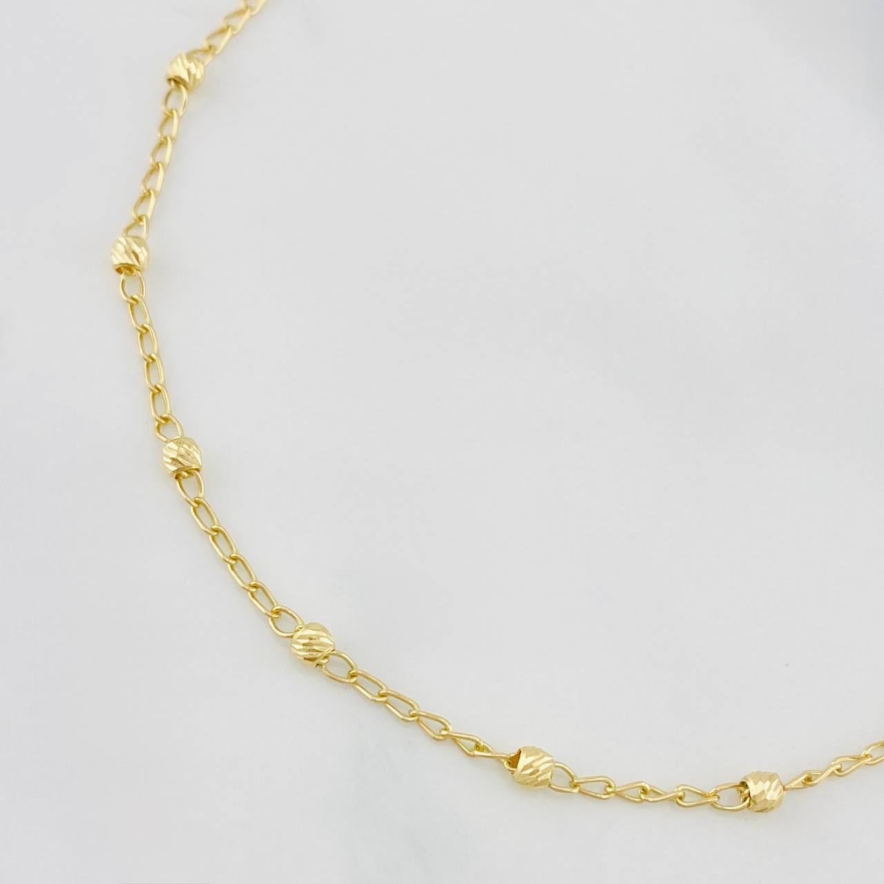 Pulso Denario Virgen Milagrosa 2.4 g / 20.7 cm / 2.7 mm Oro Amarillo 18K