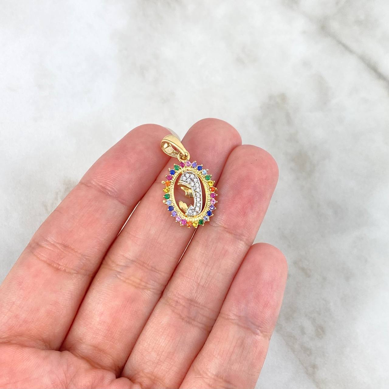 Dije Virgen Maria 1.9gr / 2.4cm / Ovalo Circones Colores Dos Oros Amarillo Blanco *