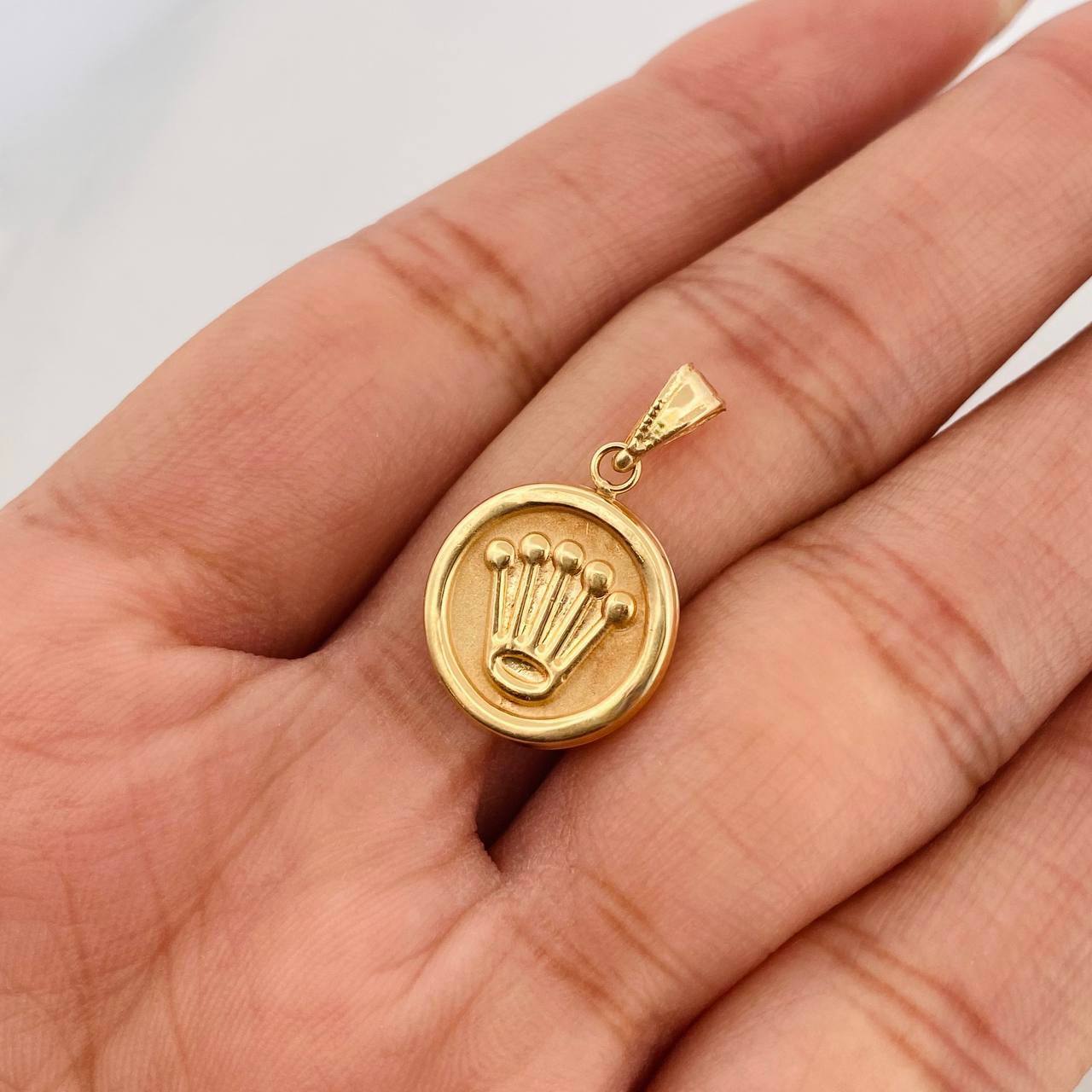 Dije Corona 1.2g / 2.2cm Oro Amarillo 18K