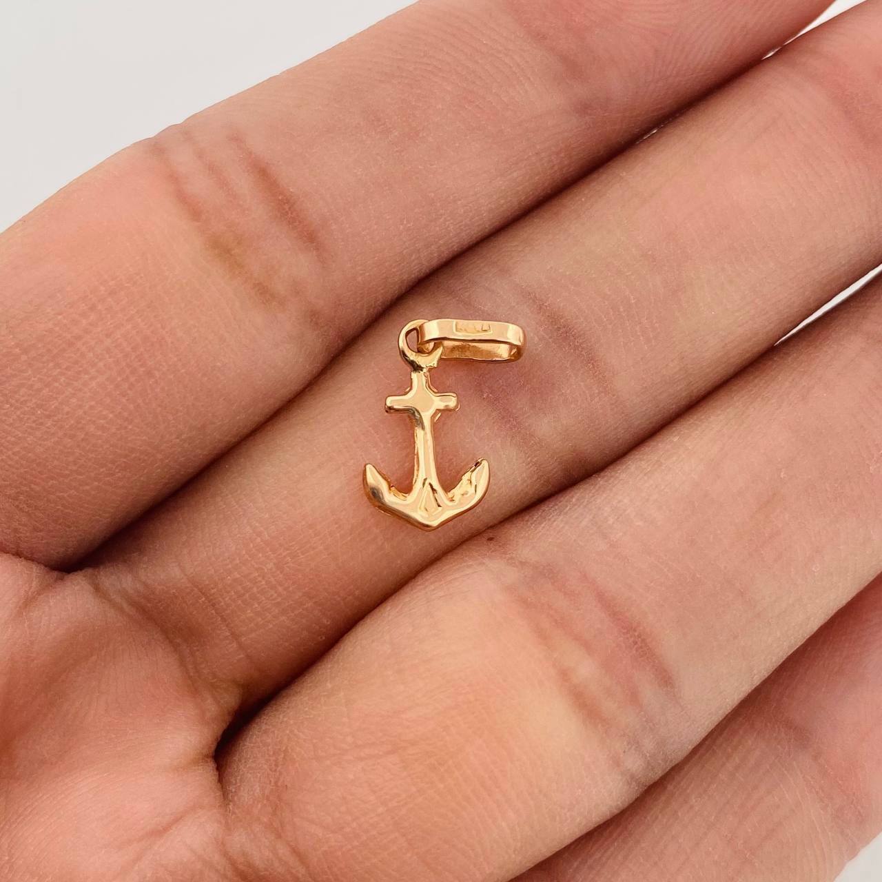 Dije Ancla 0.5g / 1.7cm Oro Rosa 18K
