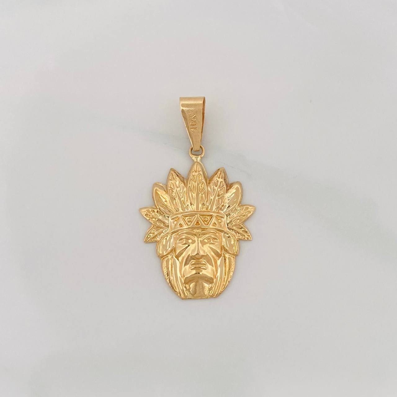 Dije Indio 2.2g / 3.5cm Oro Amarillo 18K