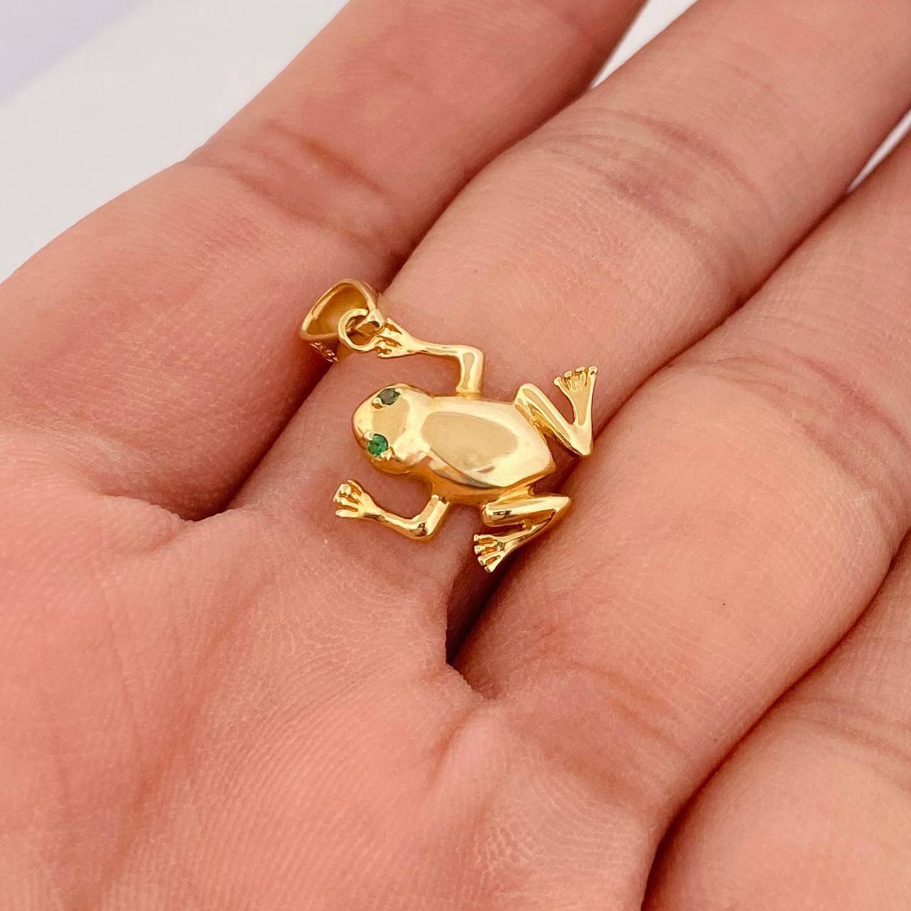 Dije Rana 1.55g / 2.4cm Oro Amarillo 18K
