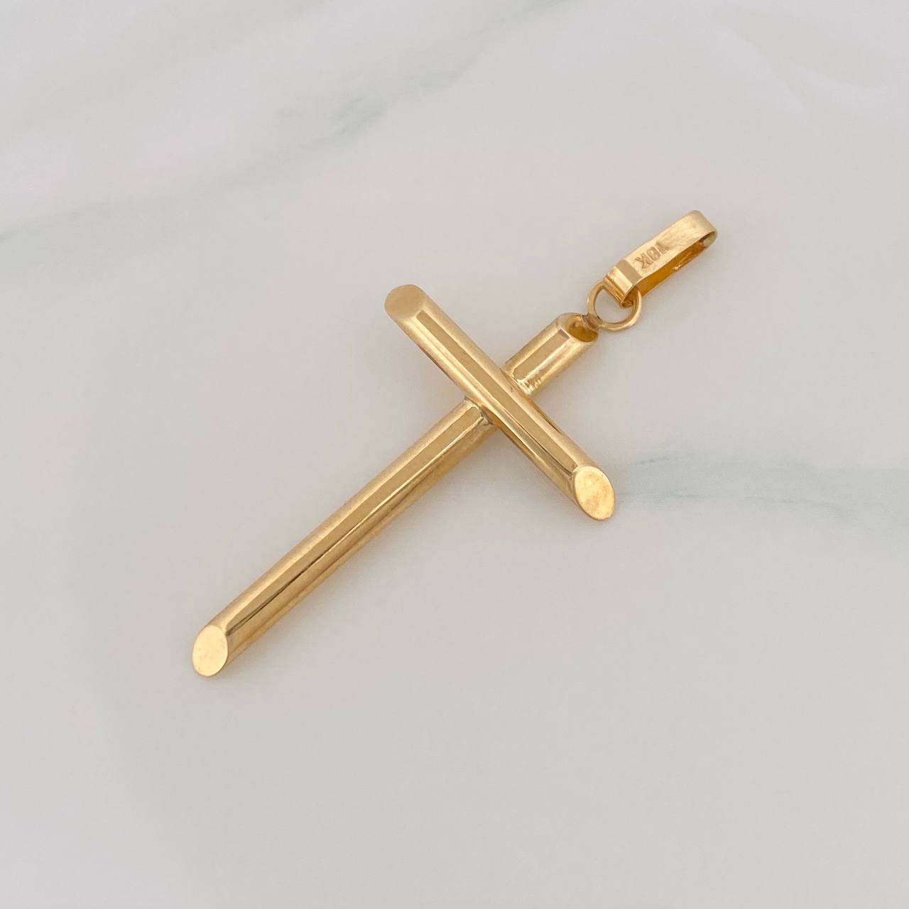 Dije Cruz 1.55g / 4.7cm Oro Amarillo 18K
