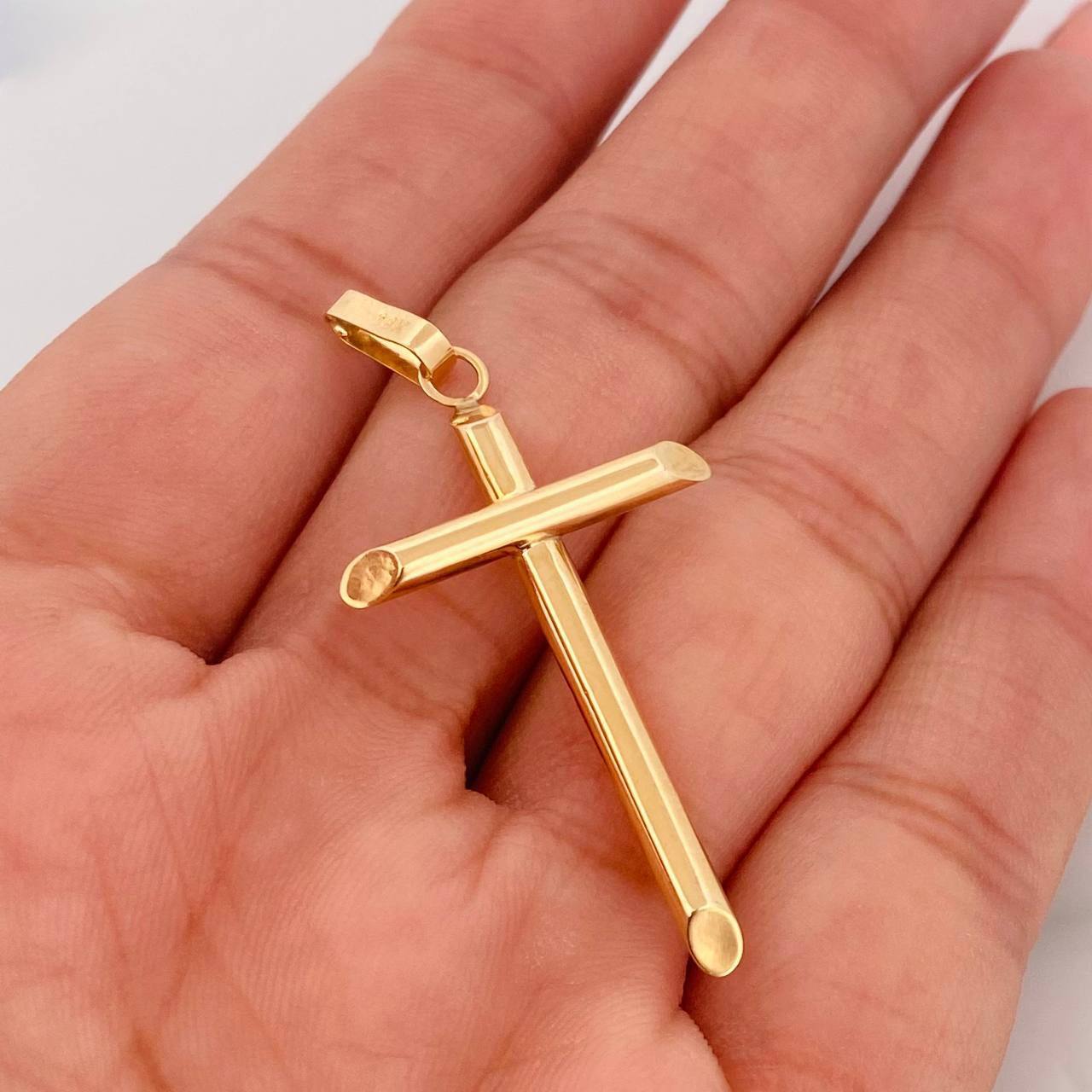 Dije Cruz 1.55g / 4.7cm Oro Amarillo 18K