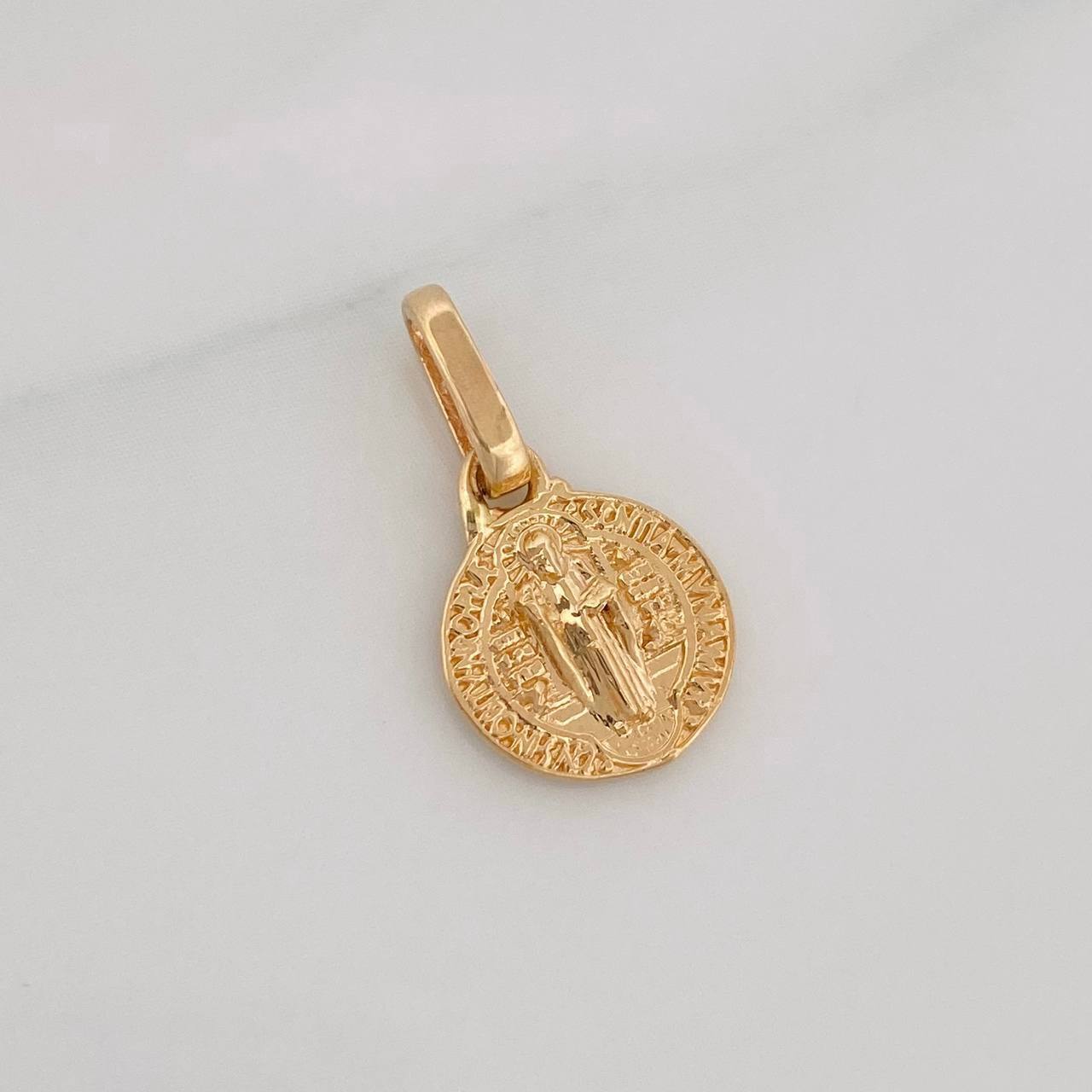 Dije San Benito 1.1g / 1.5cm Oro Amarillo 18K