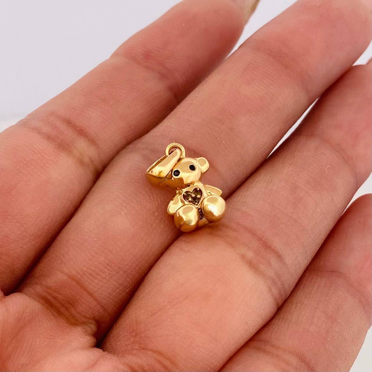 Dije Oso 2.2g / 1.7cm Oro Amarillo 18K