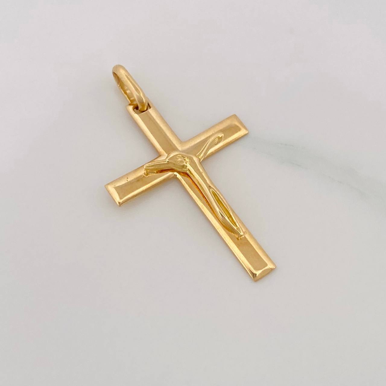 Dije Cruz Cristo 3.45g / 3.7cm Oro Amarillo 18K