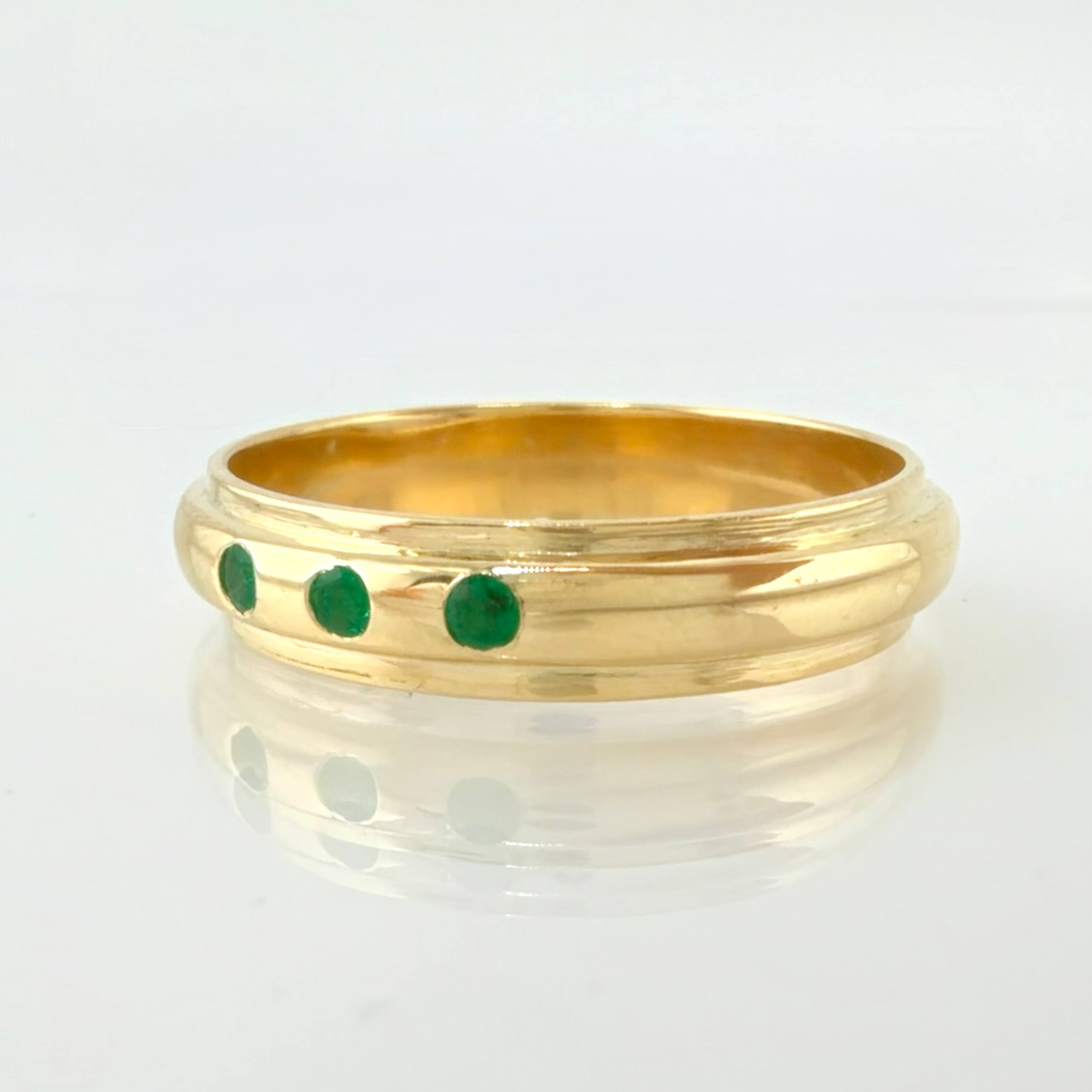 Anillo Argolla Bulto Central 7.1gr / T11 3/4 / Oro Amarillo 18K ©