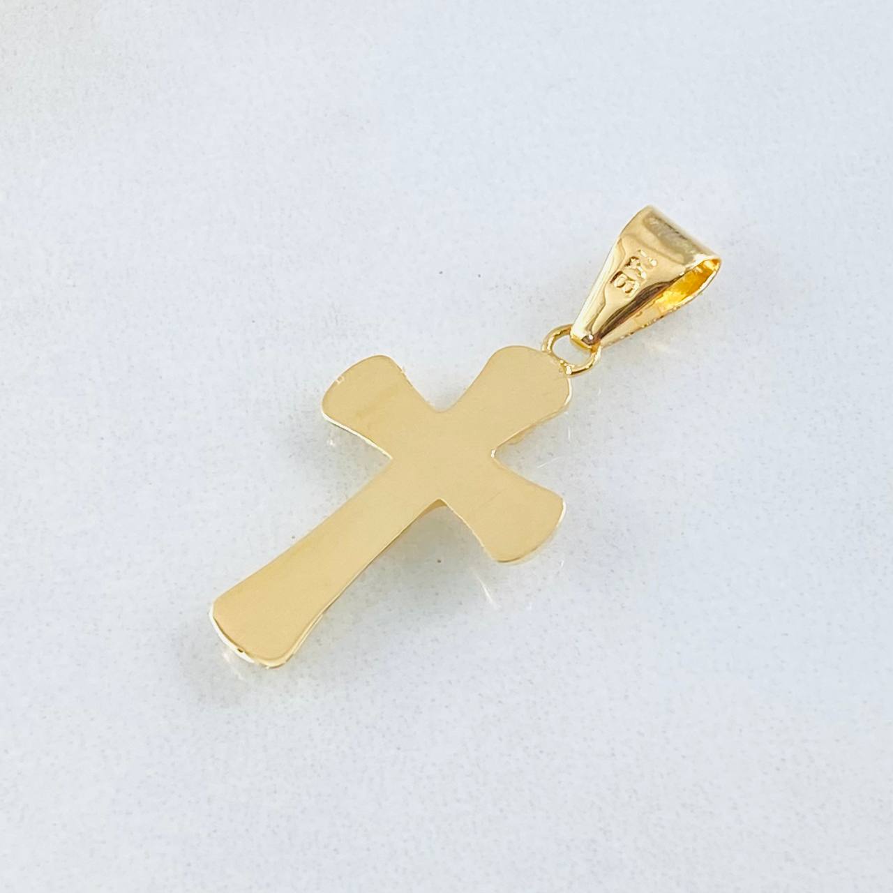 Dije Cruz Puntas Ovaladas 0.8gr / 3cm / Oro Amarillo 18K