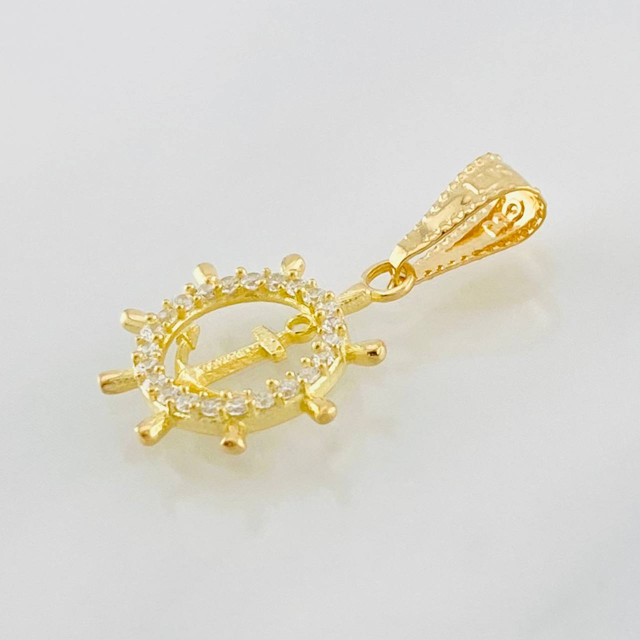 Dije Ancla 0.8g / 2cm Oro Amarillo 18K