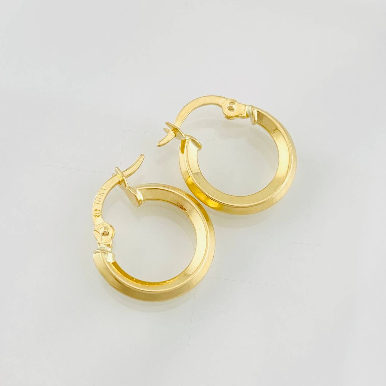 Candongas Clau 1g / 1.5cm Oro Amarillo 18K