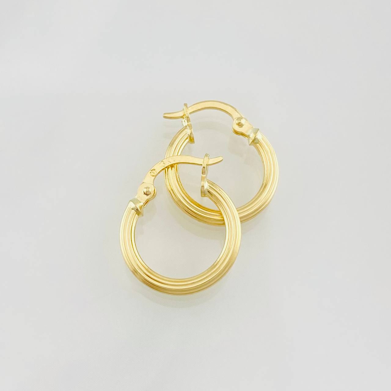 Candongas Lore 1.1g / 1.5cm Oro Amarillo 18K