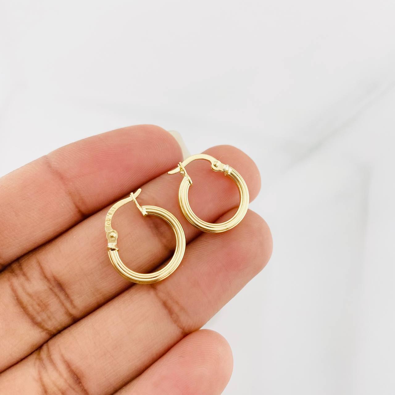 Candongas Lore 1.1g / 1.5cm Oro Amarillo 18K