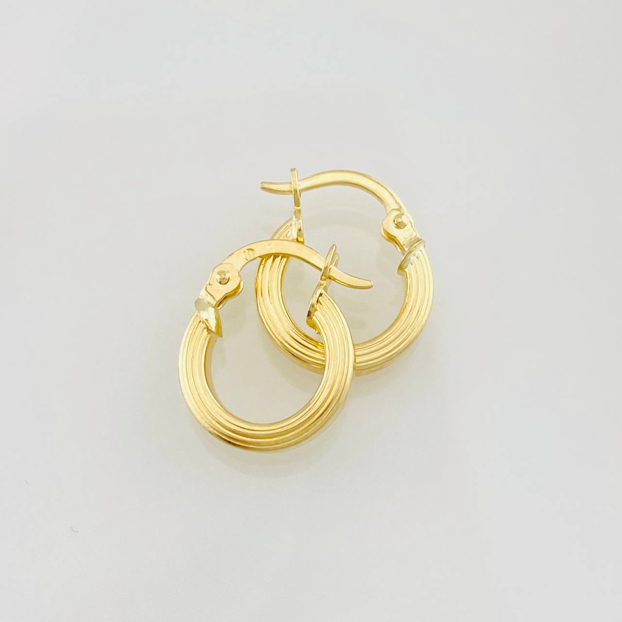 Candongas Winter 1.05g / 1.5cm Oro Amarillo 18K