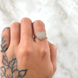Anillo Corazón Abultado Tupido 2.7gr / T6 1/4 / Circones Blancos Oro Rosa 18K