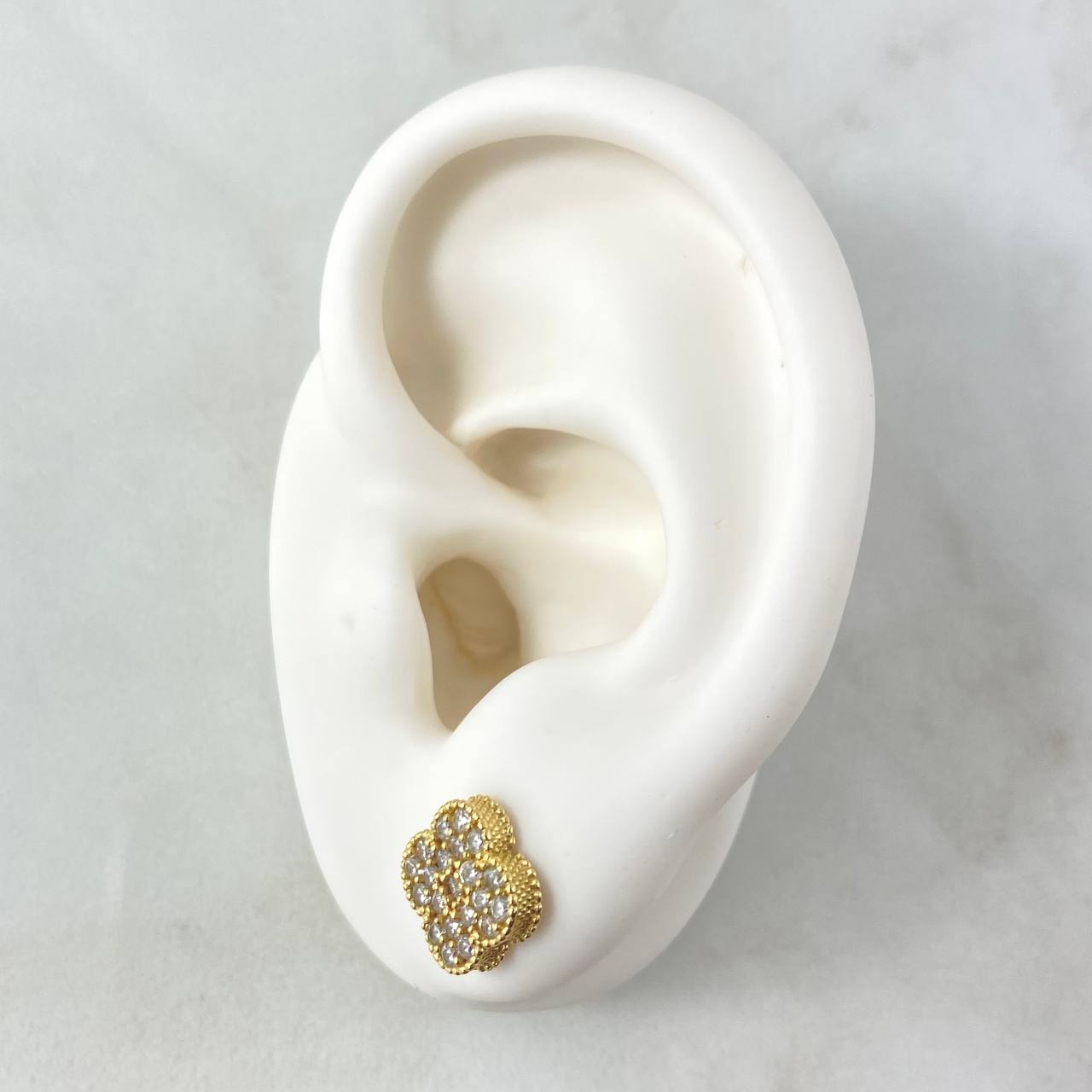 Topos Trebol 2.7gr / 9mm Circones Blanco Oro Amarillo 18K