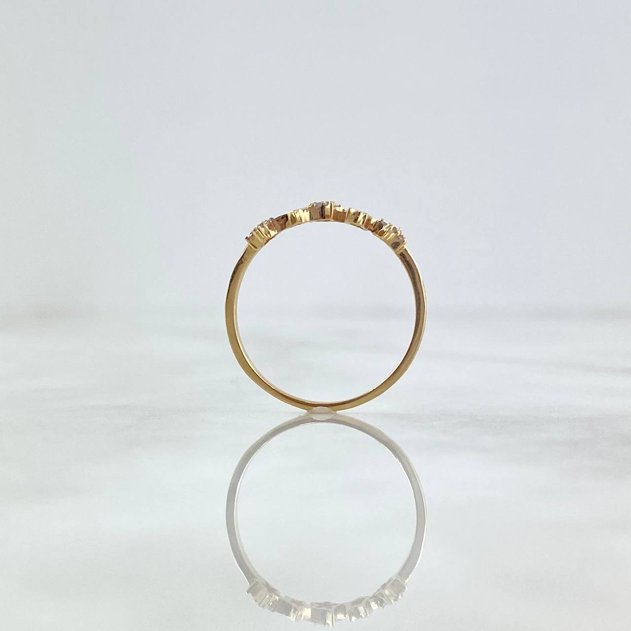 Anillo Estrellas 1.25gr / T7 / Circones Blancos Oro Amarillo