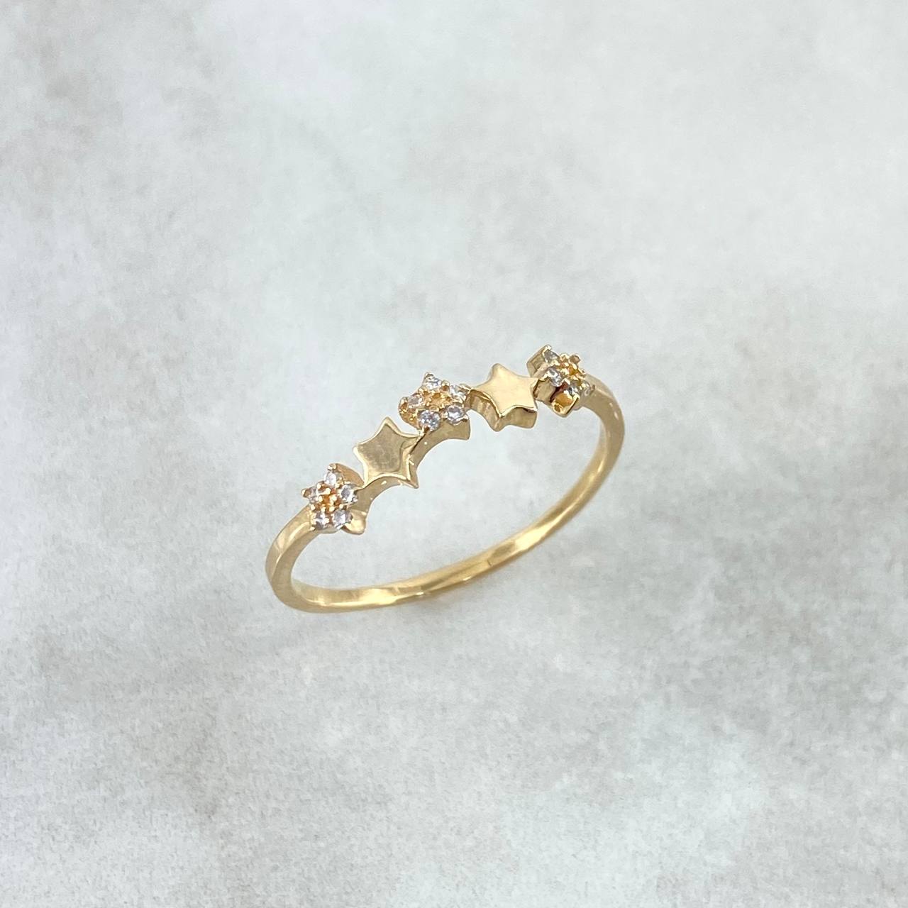 Anillo Estrellas 1.25gr / T7 / Circones Blancos Oro Amarillo