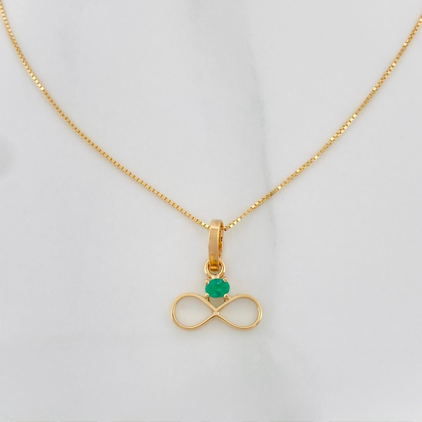 Set Cadena Veneciana + Dije Infinito esmeralda 0.2 pts / 1.2g / 40.5cm Oro Amarillo 18K