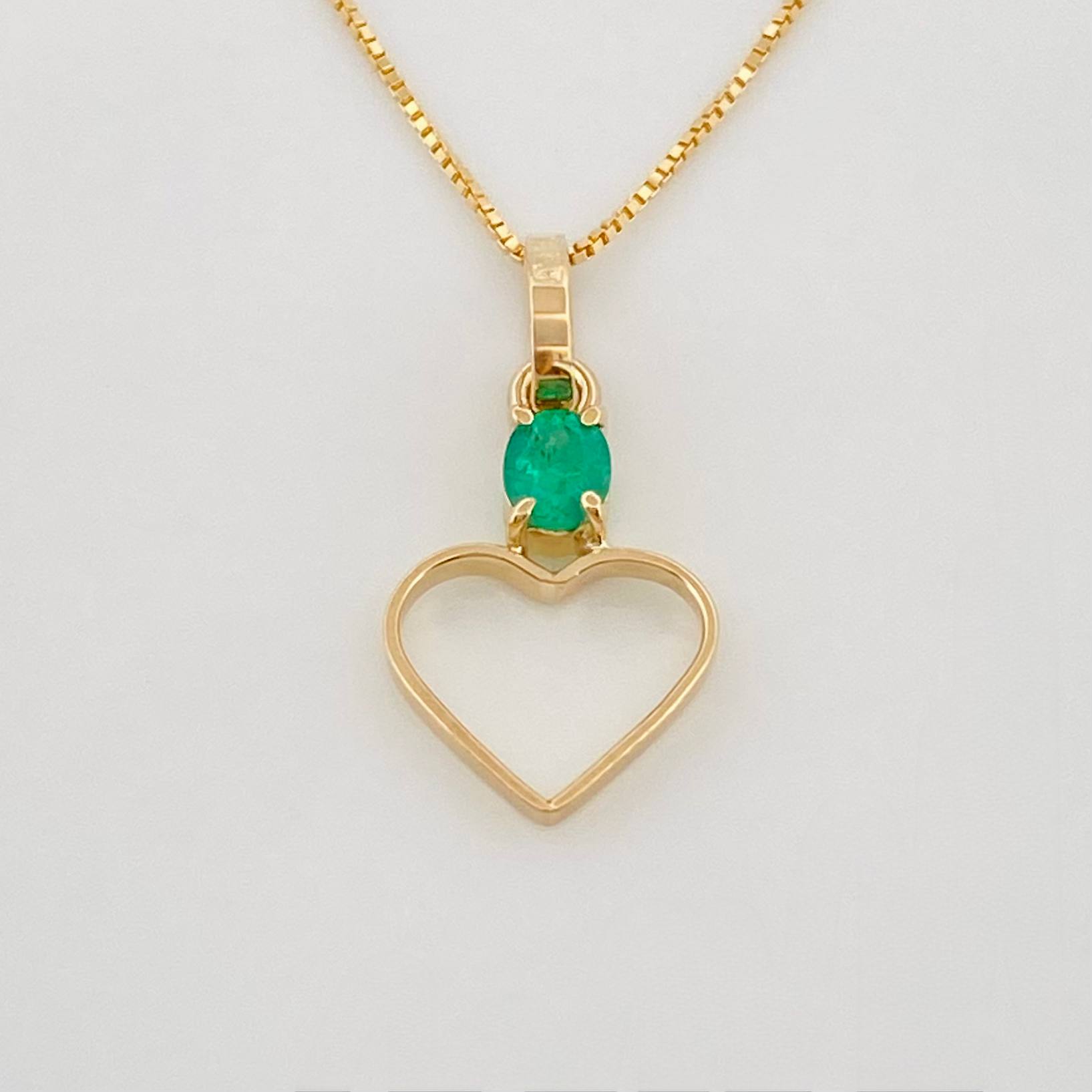 Set Cadena Veneciana + Dije Corazon esmeralda 0.7 pts / 1.2g / 40.05cm Oro Amarillo 18K