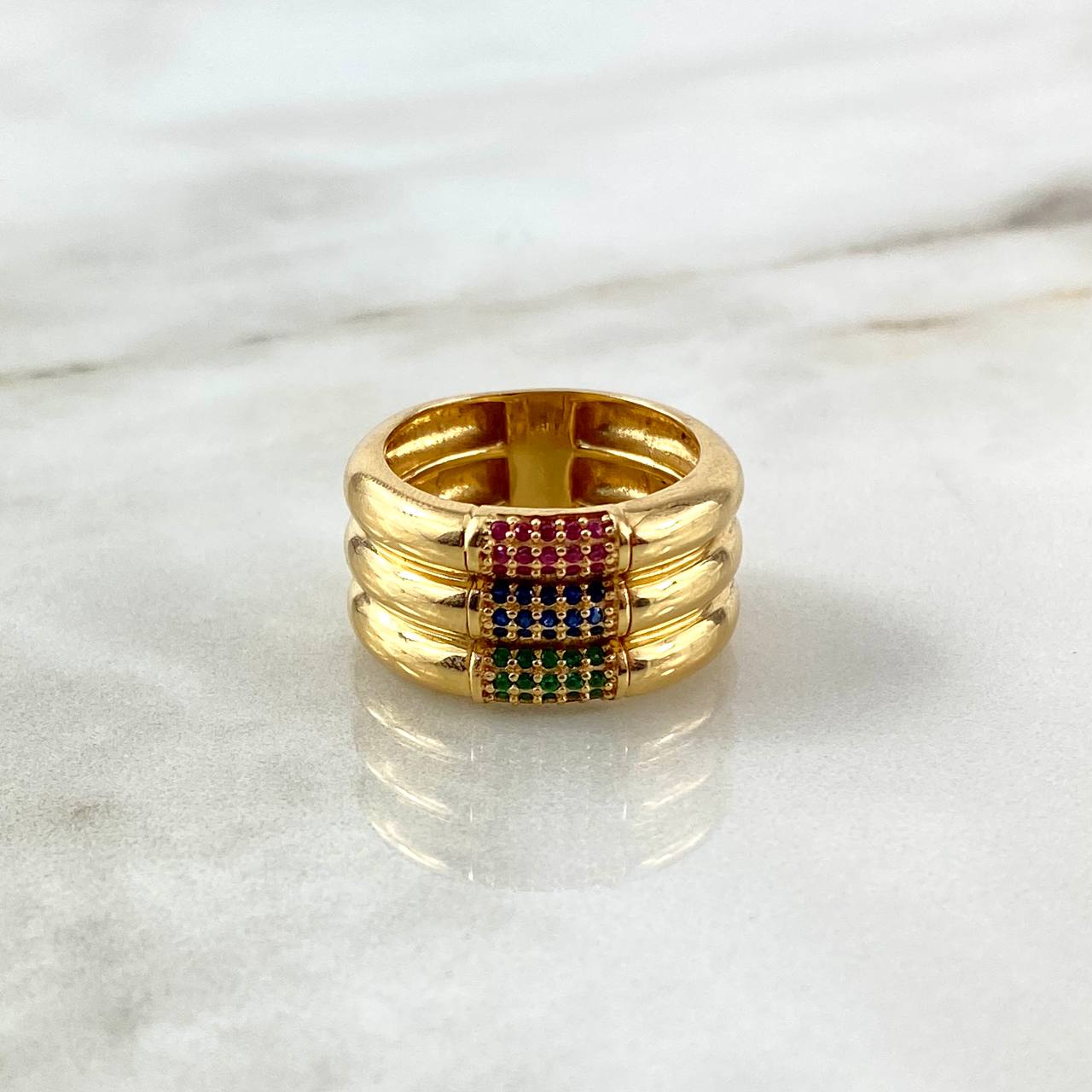 Anillo Tres Lineas 10.7gr / T6 3/4 / Circones Fucsias Azules Verdes Oro Amarillo ©