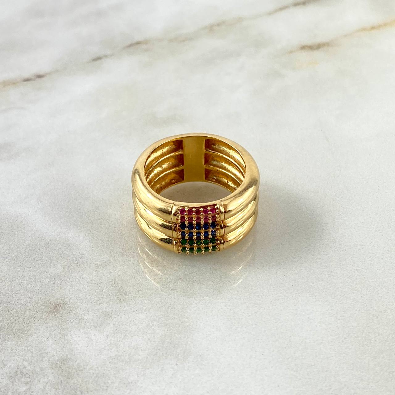 Anillo Tres Lineas 10.7gr / T6 3/4 / Circones Fucsias Azules Verdes Oro Amarillo ©