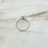 Anillo Solitario 1.65gr / T8 / Circon Blanco Oro Blanco ©