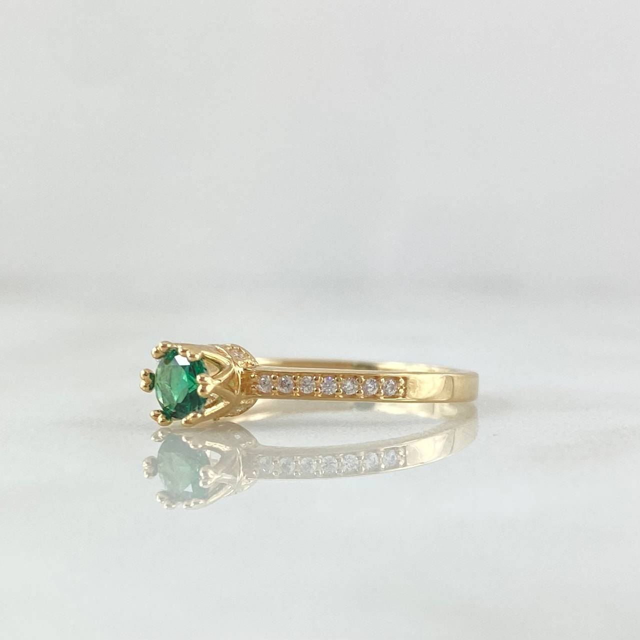 Anillo Solitario Seis Puntas 1.8gr / T6 1/4 / Circones Blancos Verde Oro Amarillo 18K