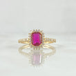 Anillo Solitario Halo Rectangular 2.5gr / T6 1/4 / Circones Blancos Fucsia Oro Amarillo 18K