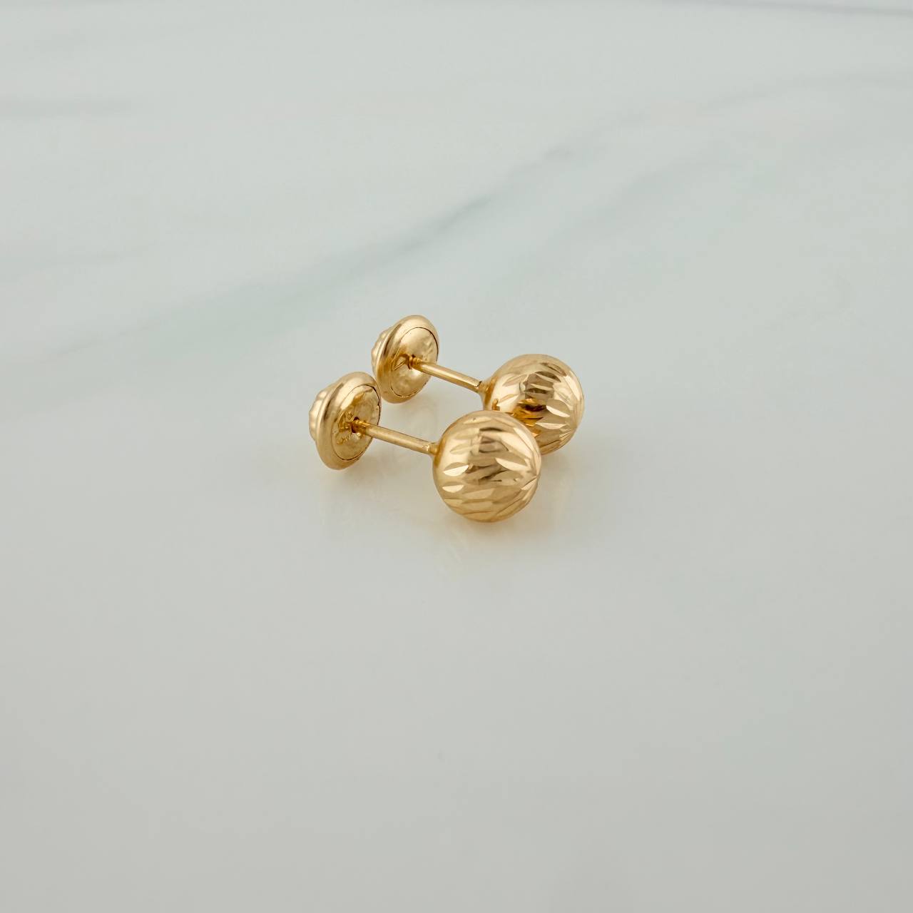 Topos Bola Diamantados 0.7 g / 5 mm Oro Amarillo 18K