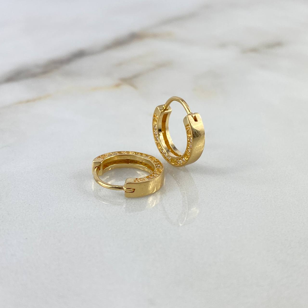 Candongas Tornillo 3.75gr / 1.4cm / Circones Blancos Oro Amarillo *