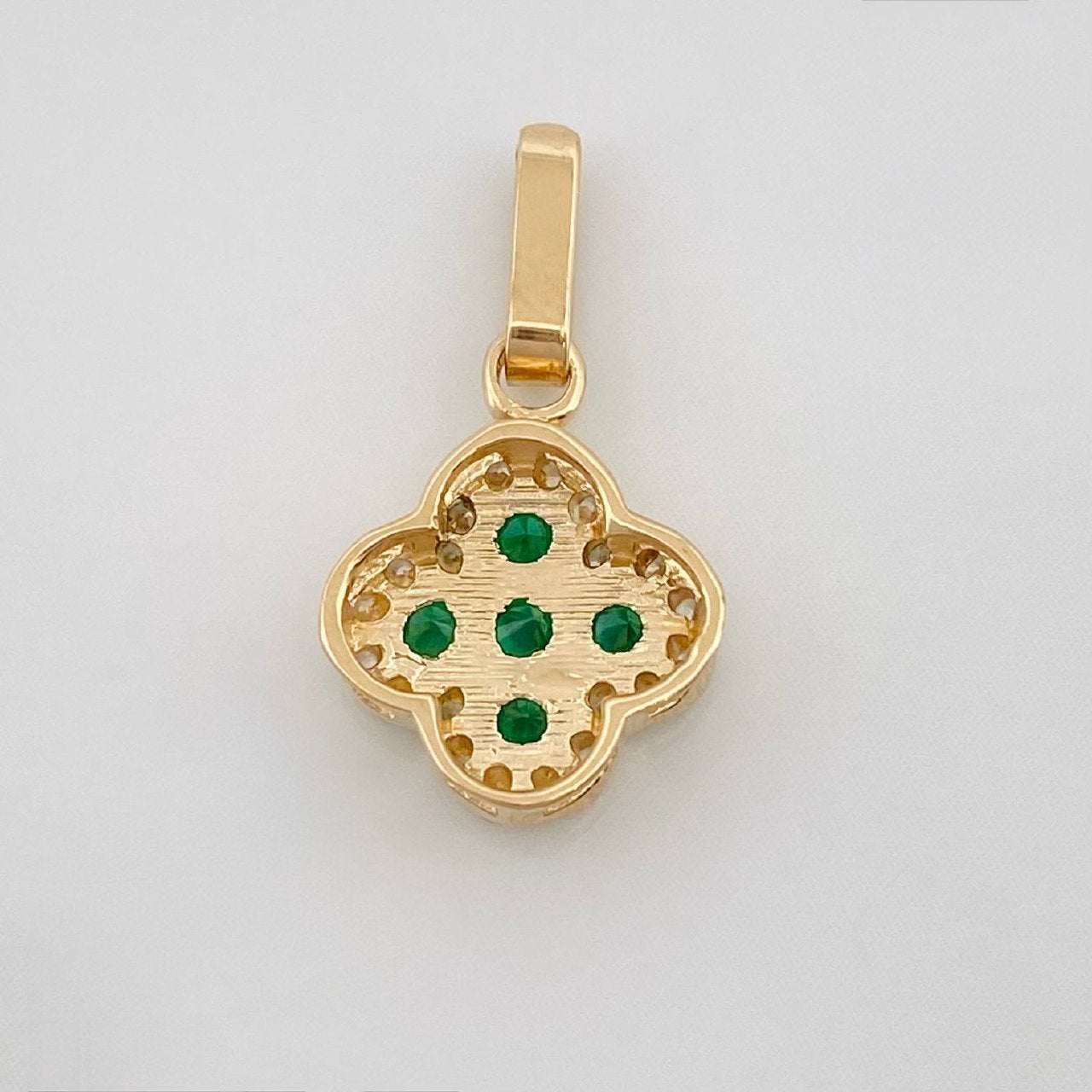 Dije Trebol 1.15 g / 1.8 cm Oro Amarillo 18K