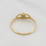 Anillo Beso esmeralda 0.13 pts Esmeralda 1pts 1.15g / T7 Oro Amarillo 18K