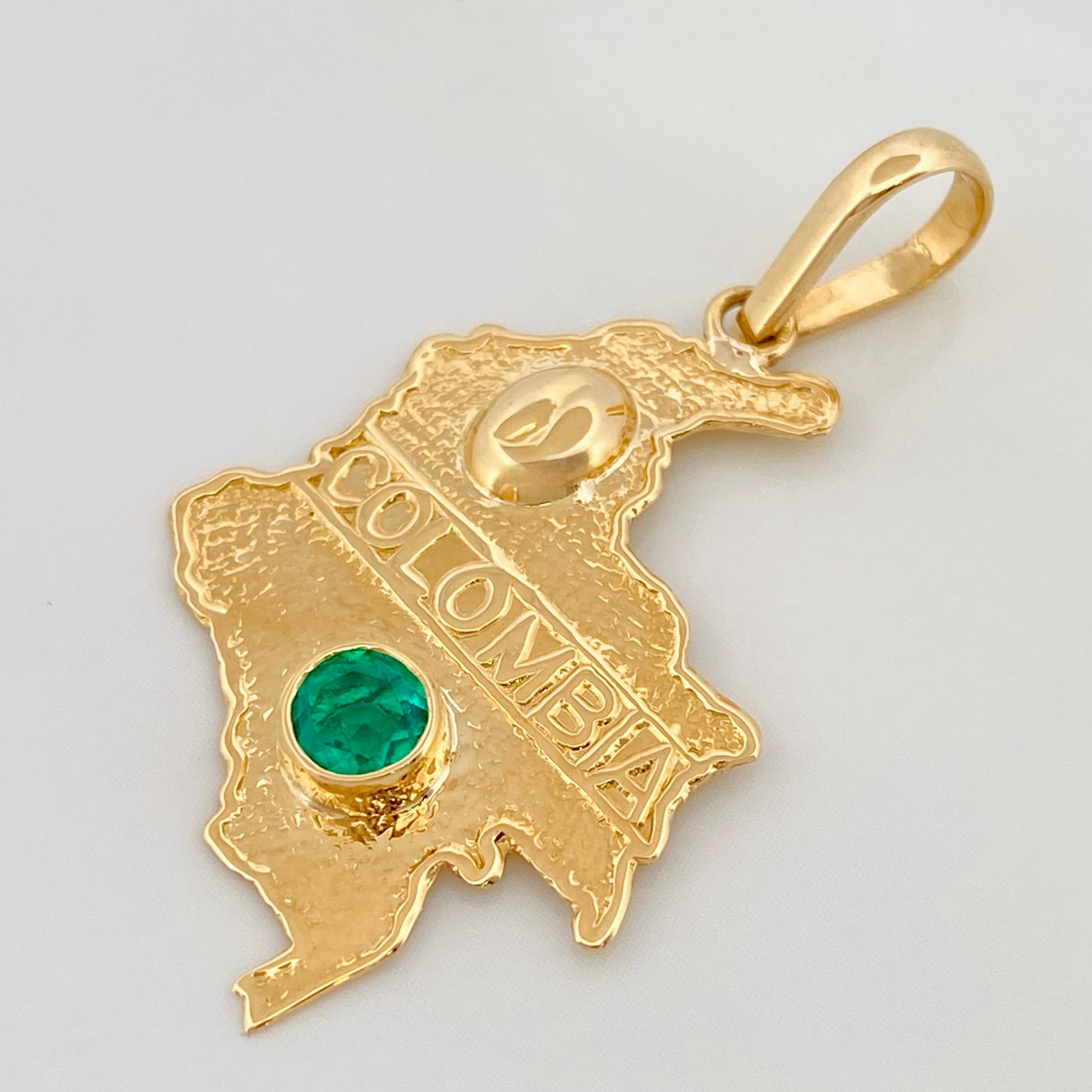 Dije Mapa colombia esmeralda 0.27 pts Esmeralda 1pts 2.15g / 4cm Oro Amarillo 18K