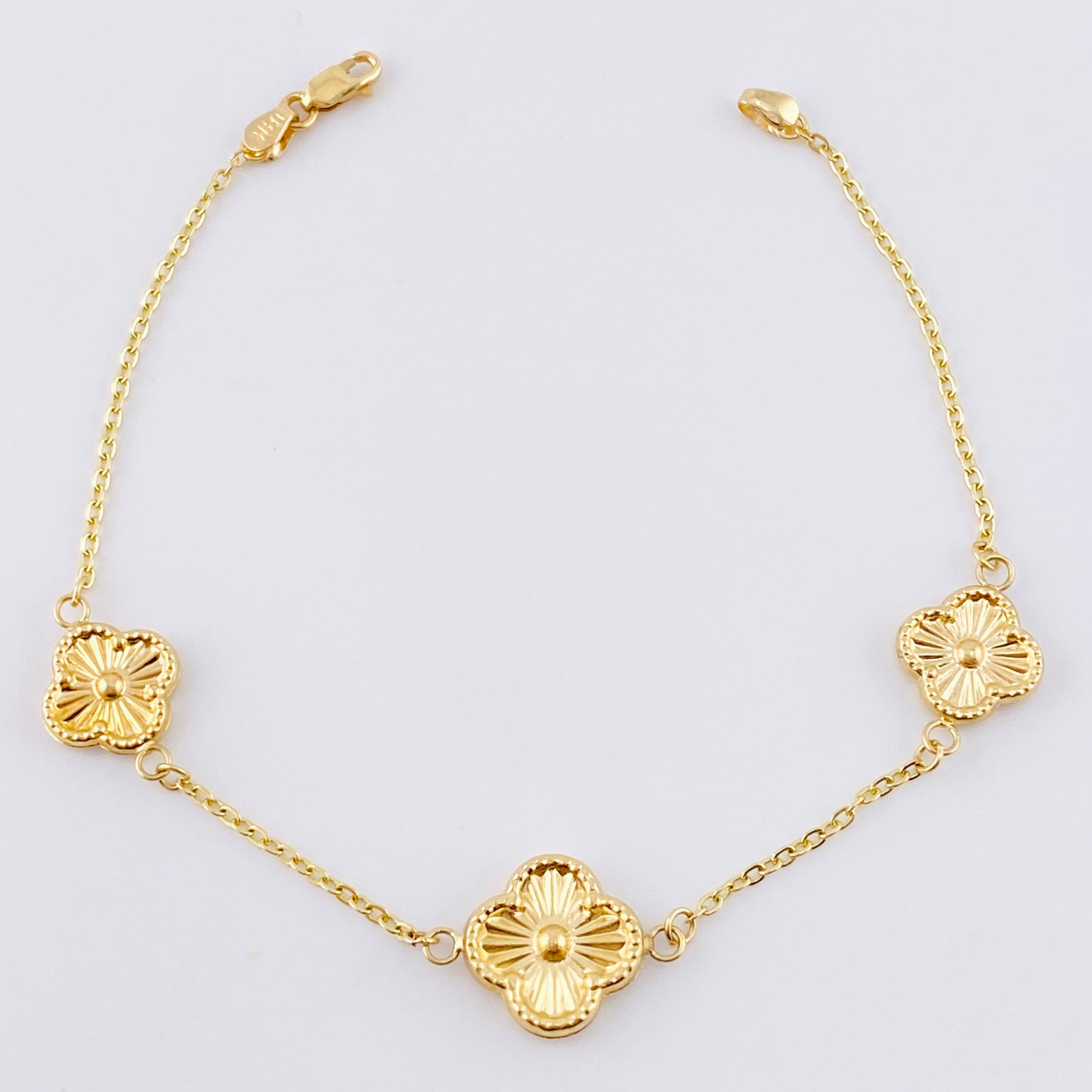 Pulso Aro seguido Treboles Flores Diamantadas 2.85gr / 19cm / 12mm-10mm Oro Amarillo Nac.Esp. 18K