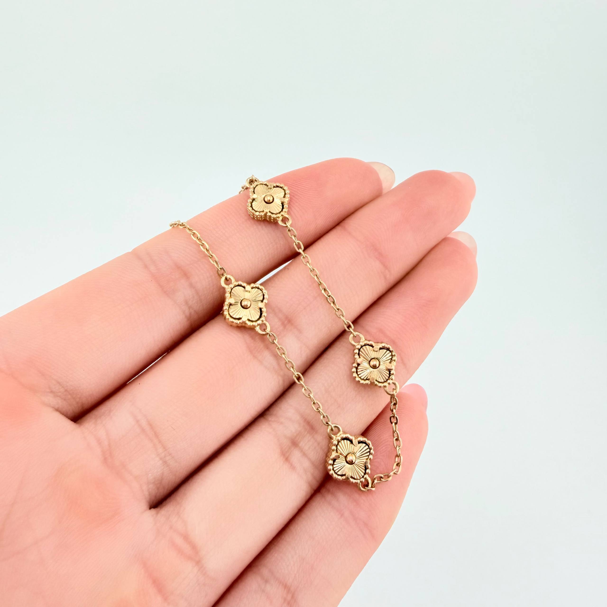 Pulso Aro seguido Treboles Dobles Flores Diamantadas 3.95gr / 18cm-21cm / 7.6mm Oro Amarillo Nac.Esp. 18K