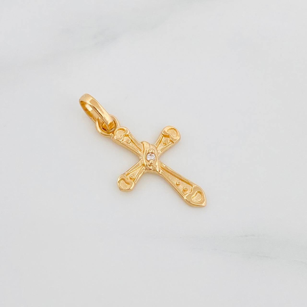 Dije Cruz 0.85 g / 2.2 cm Oro Amarillo 18K