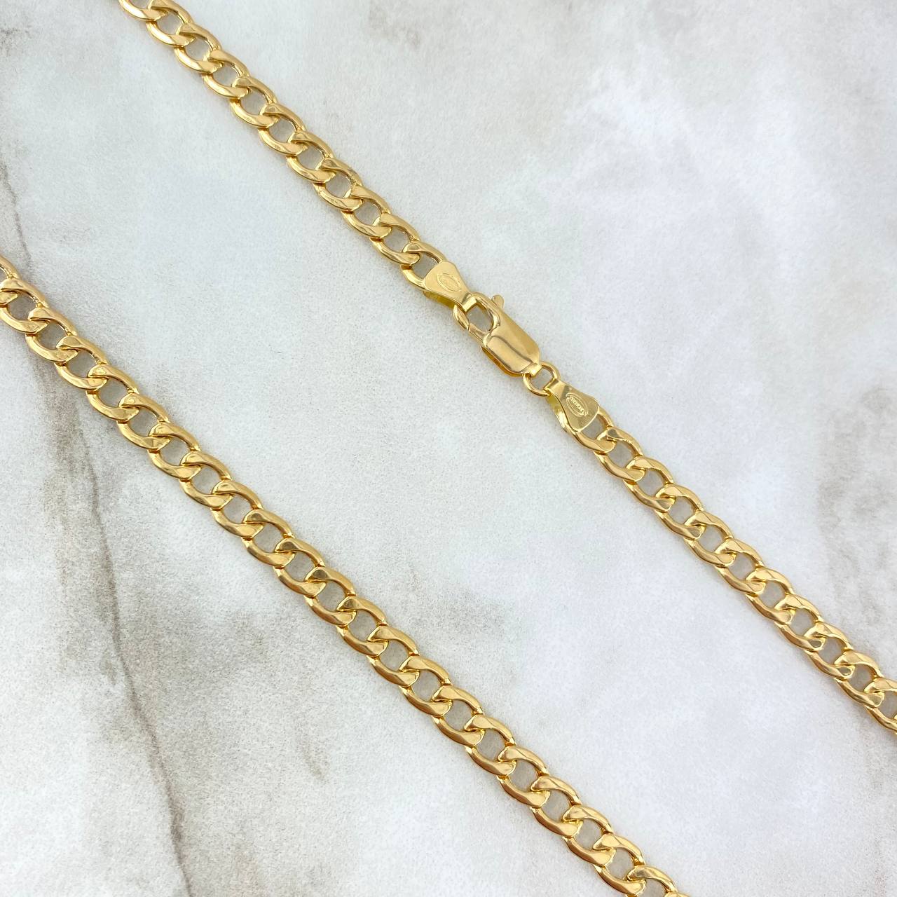 Cadena Cubana 12.8gr / 60cm / 4.8mm Oro Amarillo +0 *