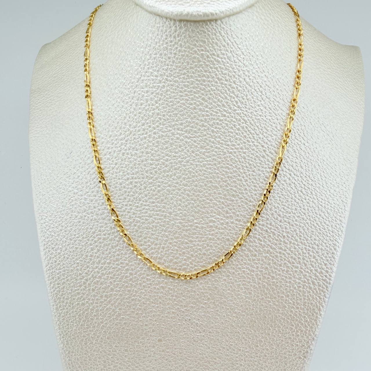 Cadena Figaro 2.7gr / 50cm / 2.2mm Oro Amarillo +1 18K %