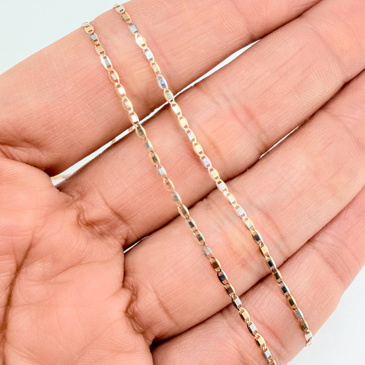 Cadena Escalera Plana 1.8gr / 45.5cm / 1.3mm Oro Amarillo +3 18K %