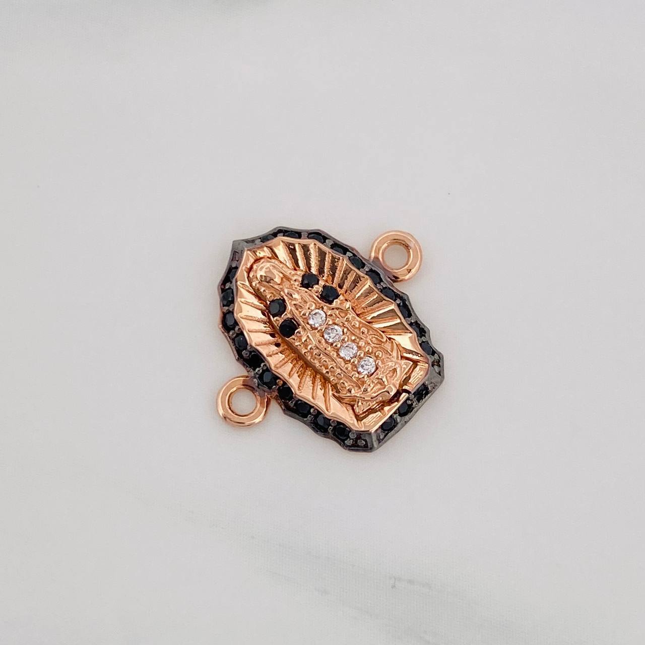 Herraje Virgen de Guadalupe 1.2g / 1.2cm Dos Oros Negro Rosa 18K