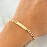 Pulso Bebé GC Placa Rectangular Punteada 1.75gr / 14cm / Oro 18K