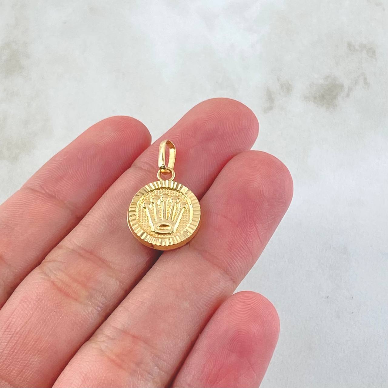 Dije Corona Circulo 1.05gr / 2.1cm / Oro Amarillo 18K *