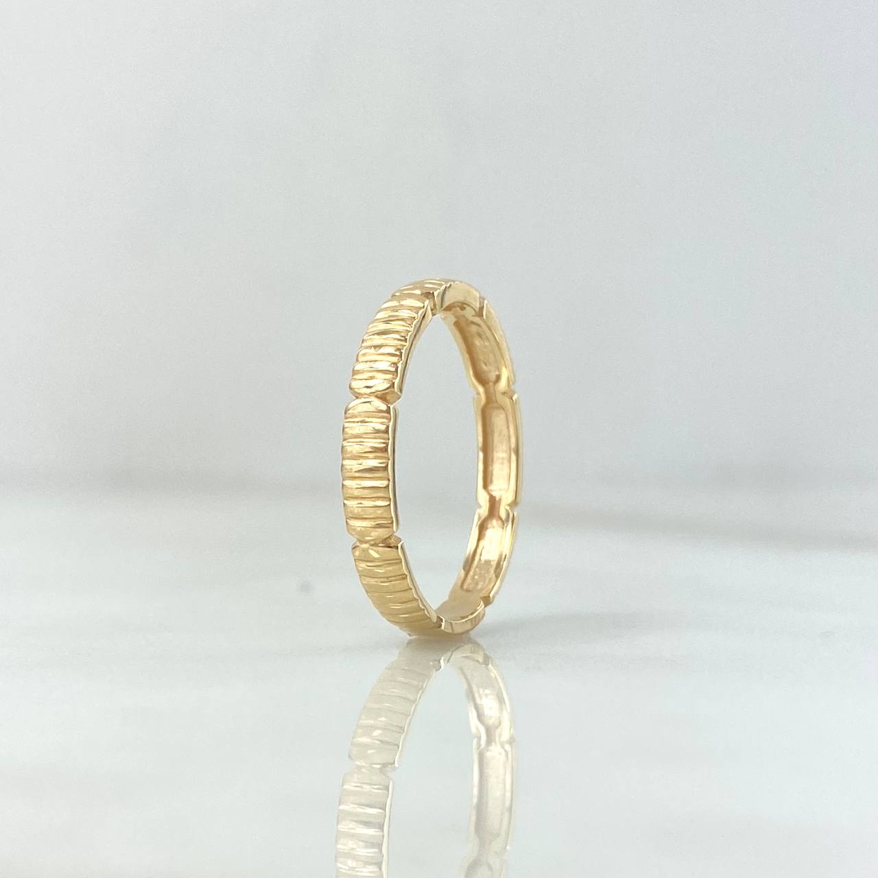 Anillo Carril Rallado 1.95gr / T6 3/4 / Oro Amarillo *