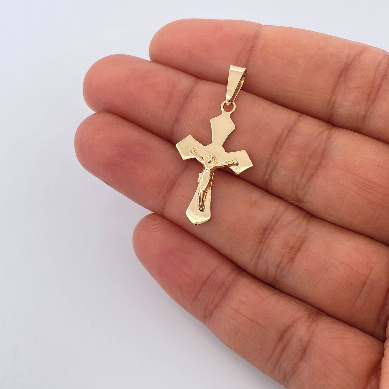 Dije Cruz Cristo 1.9gr / 3.2cm-Oro Amarillo 18K &